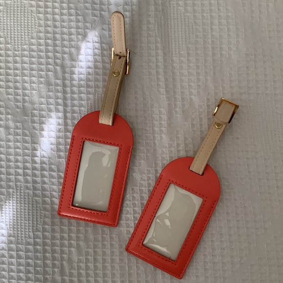 Passports holders and luggage tags NEW - Picture 3 of 5